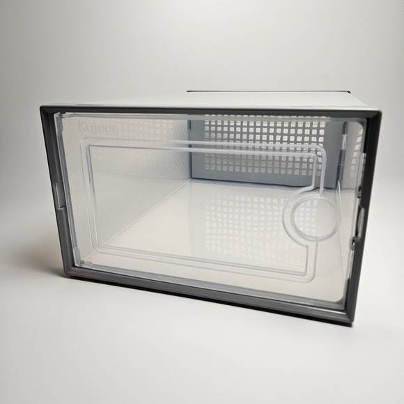 Set of 17 Shoe/Cap Organizer Units, Assembly Required. - Picture 2 of 5